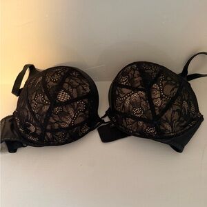 Victoria's Secret Bombshell Black Leather and Lace Bra 34D